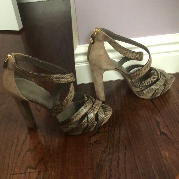 TORY BURCH CRISS CROSS HIGH HEEL SNAKESKIN SANDAL - Picture 2 of 4